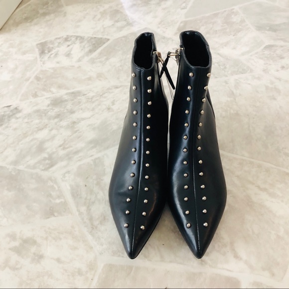NWOT NINE West black genuine leather studded pointed heeled ankle boots size 6 - Picture 11 of 11